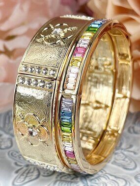 Park Lane Bloom Gold Floral Stretch Bangle Bracelet Crystal Accents